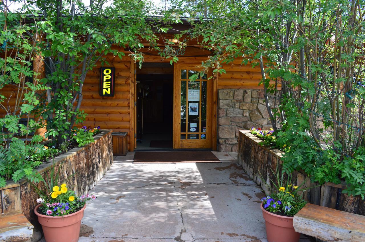 Daven Haven & Lodge *